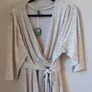 Beige with Polka Dots Peplum Top Popover Attached Belt Size XL NWT Career Office